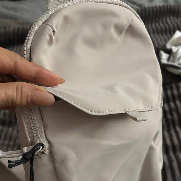 Adidas Alumina Grey Crossbody Bag with Logo - Picture 14 of 14